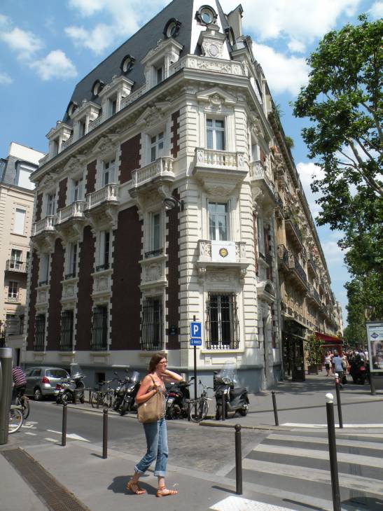  bel immeuble, rue de Poissy